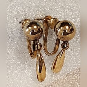 VINTAGE SCREWBACK GOLD TONE  DANGLE EARRINGS